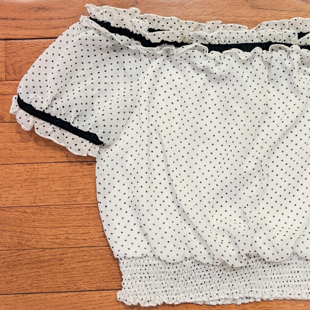 Pinup/Rockabilly Polkadot Cropped Peasant Top